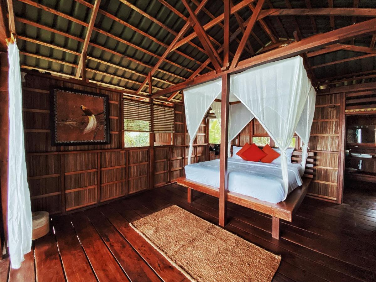 Raja Ampat Eco Lodge Tapokreng エクステリア 写真